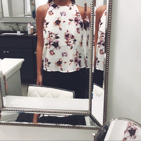 Floral Tank - Picture 2 of 2